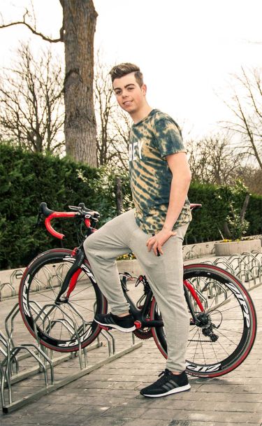 Jon Sanchez
